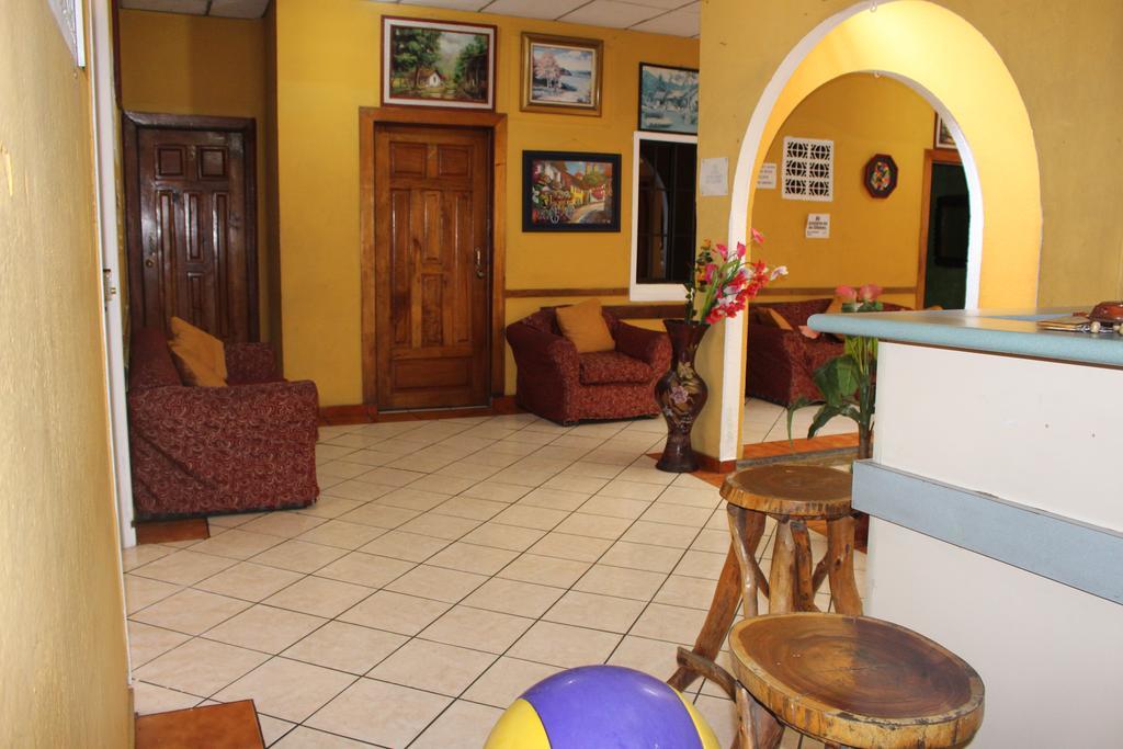 Hotel Pasadena II San Salvador Bagian luar foto