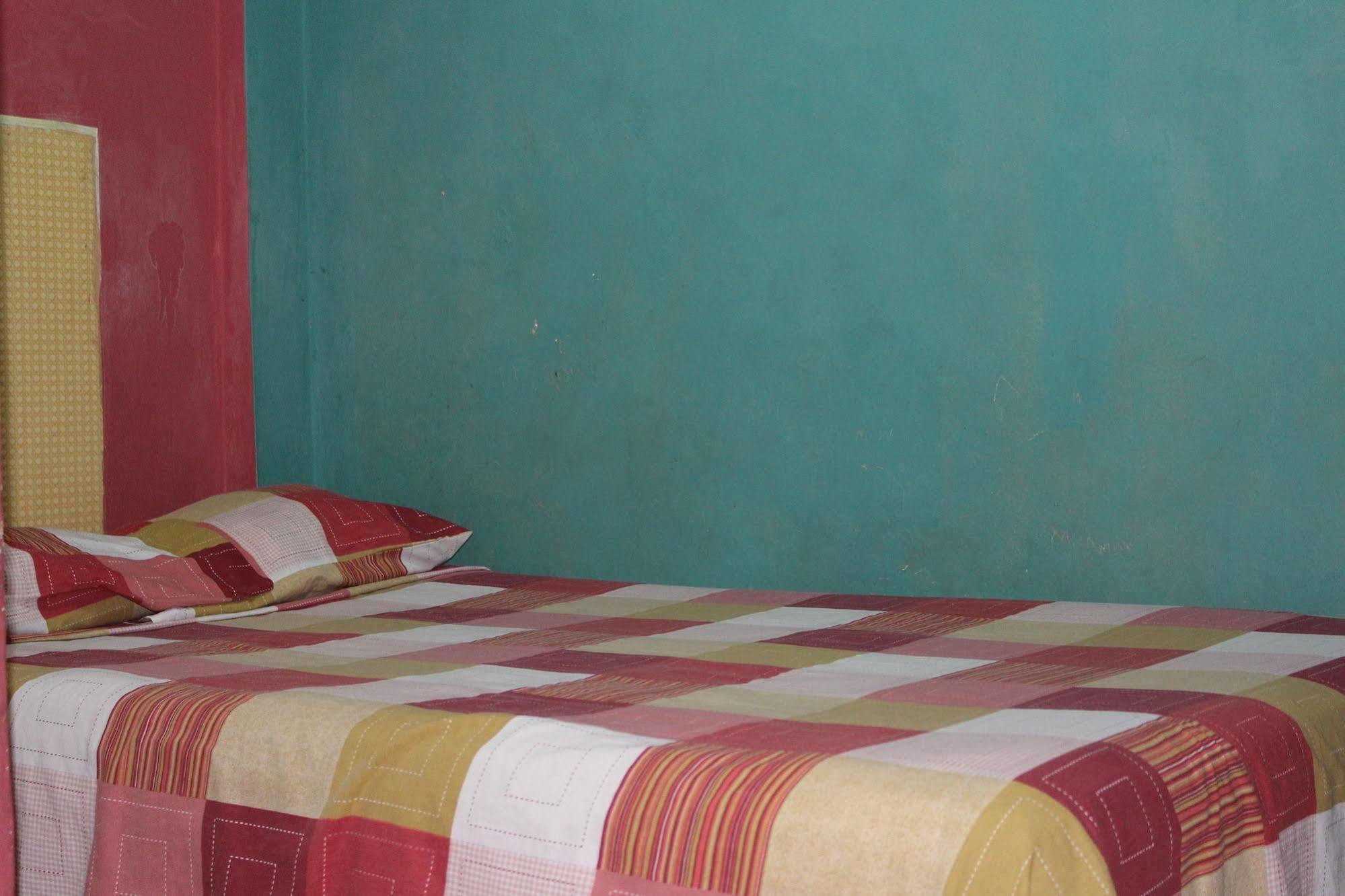 Hotel Pasadena II San Salvador Bagian luar foto