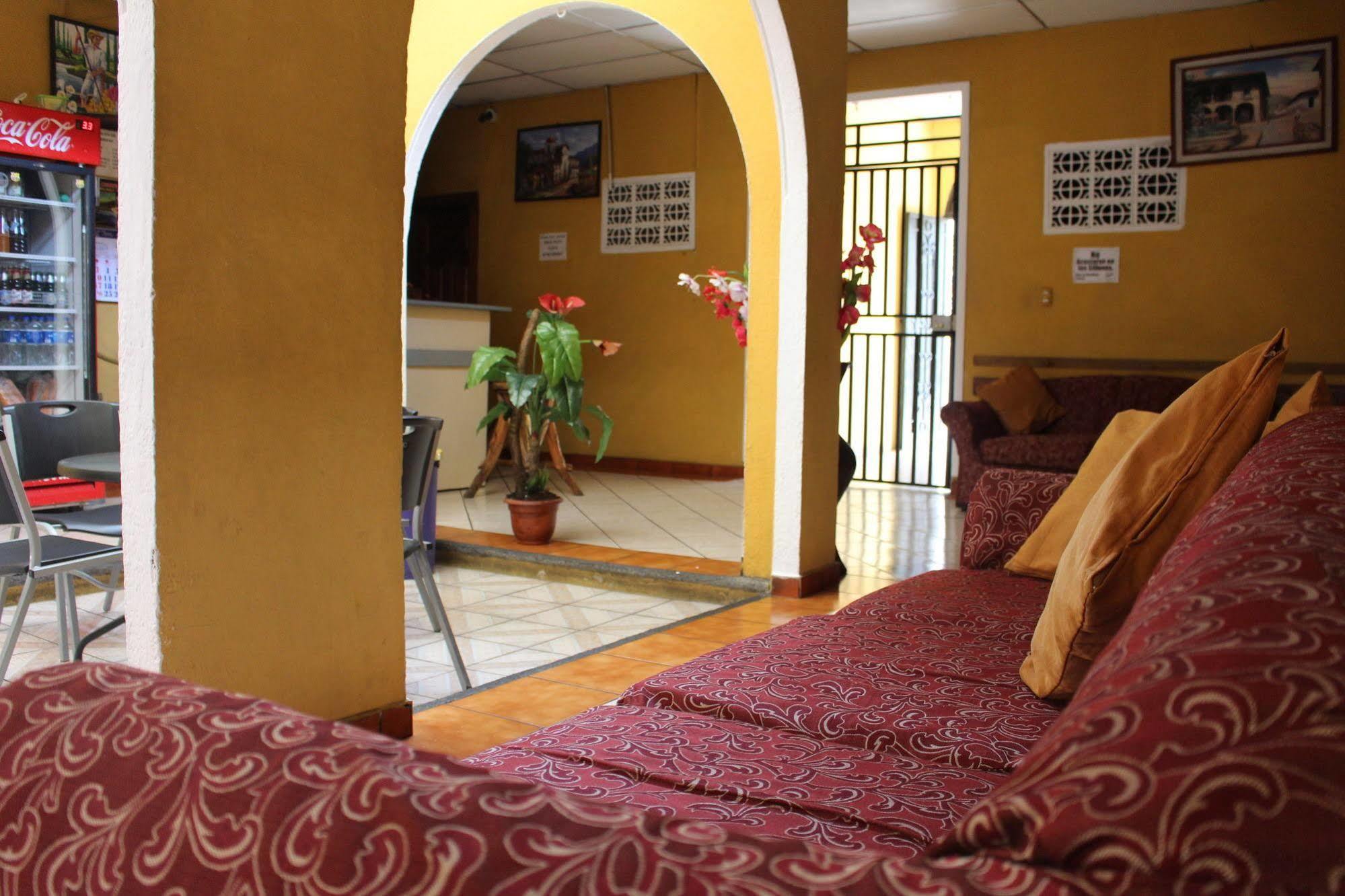 Hotel Pasadena II San Salvador Bagian luar foto