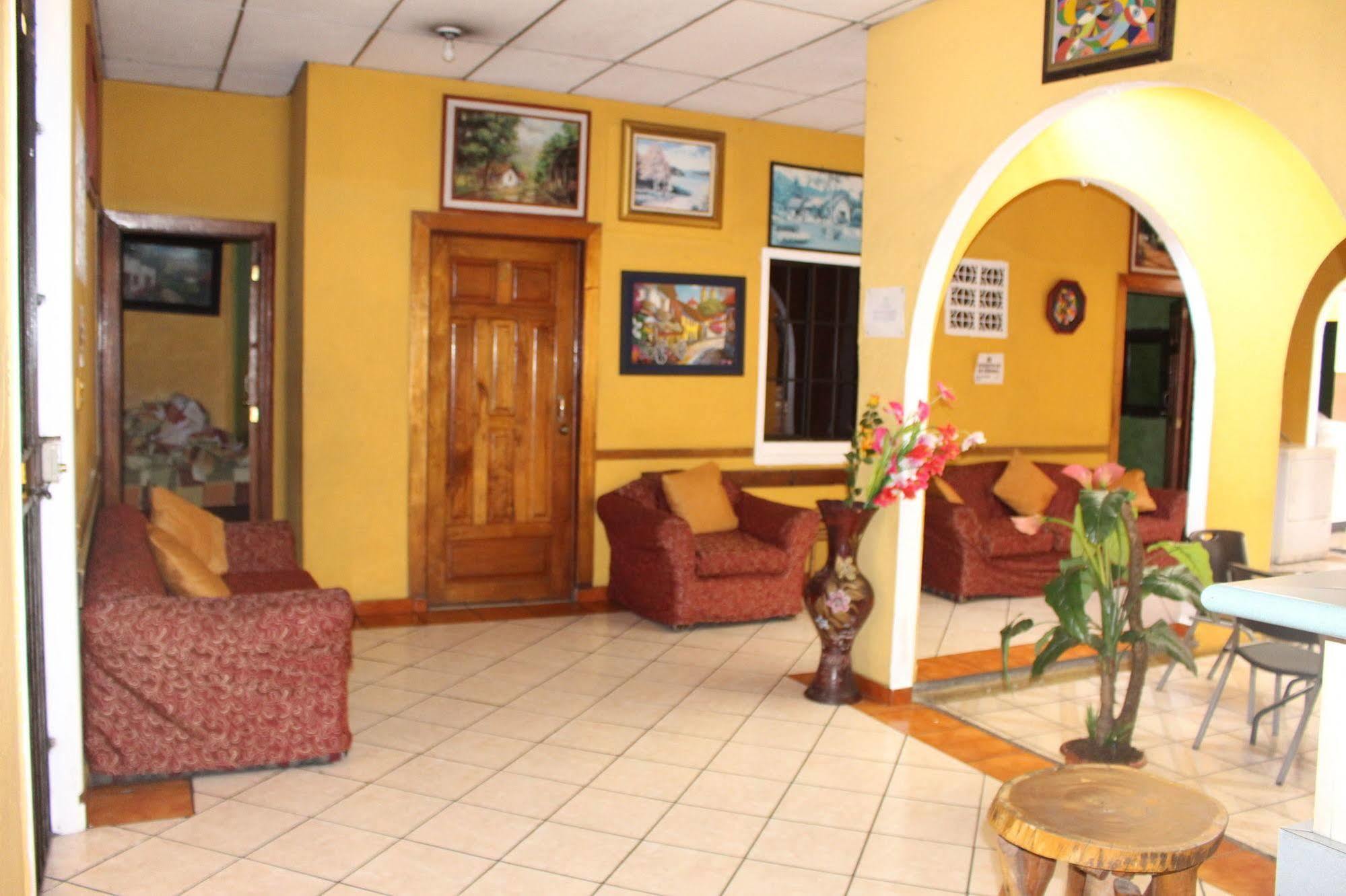 Hotel Pasadena II San Salvador Bagian luar foto